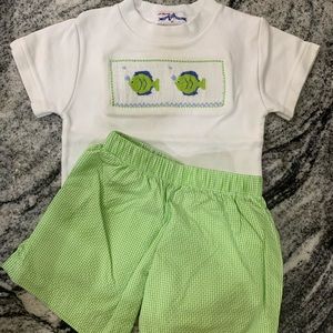 Silly goose smocked shorts outfit. 12 month.